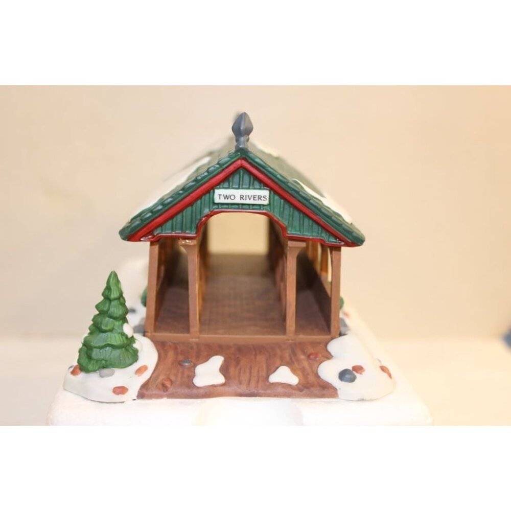 Dept 56 Heritage Collection - Two Rivers Bridge - Picture 3 of 5